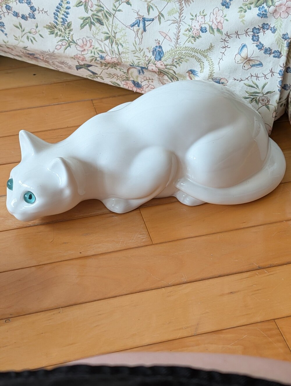 Vtg Alcobaca Cat Figurine